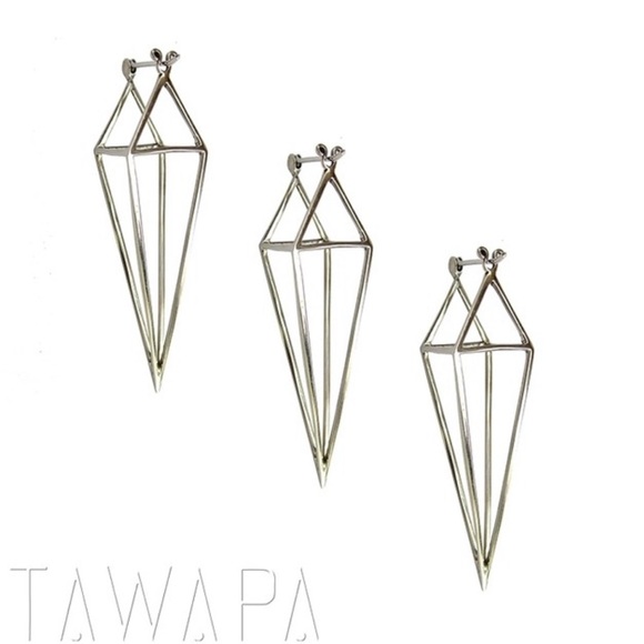Tawapa Diamond Cube Earrings - Picture 9 of 13